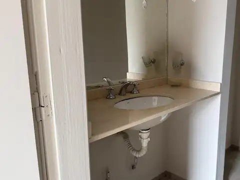 Departamento en Alquiler con 1 cocheras