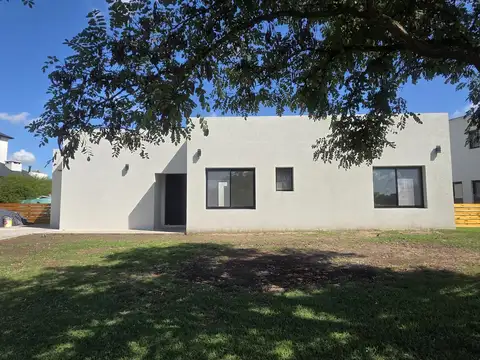 Casa en El Canton - Norte