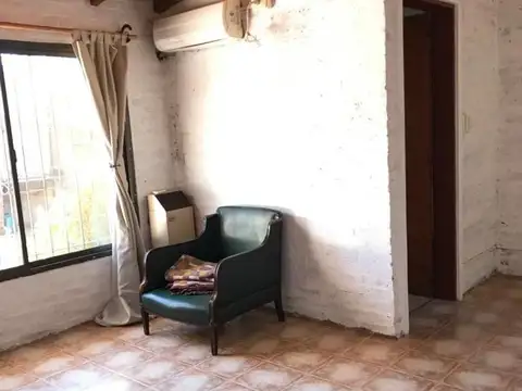 Casa en Venta en Berazategui, USD 165.000