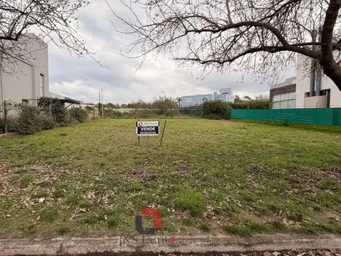Lote en Valle Escondido ( Las Terrazas )