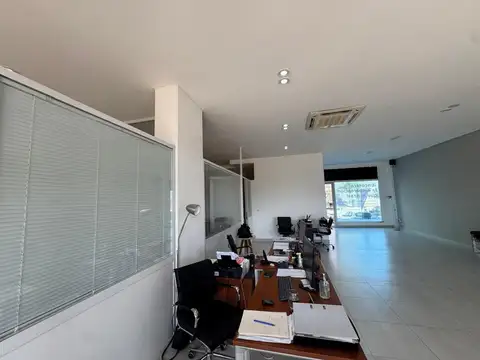 Disponibilidad inmediata. Ideal cafeteria.