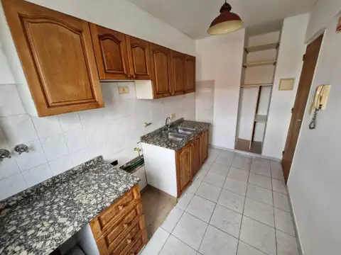 Departamento 4 ambientes con 1 baño