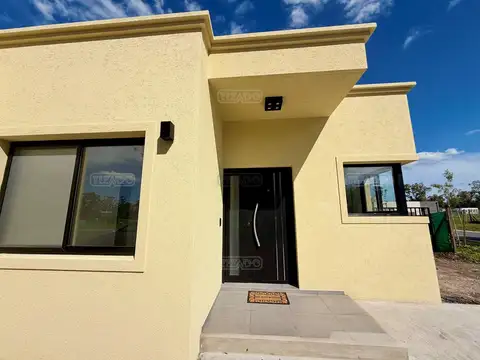 Casa en Alquiler de 3 dormitorios