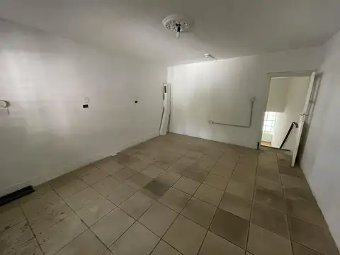 Casa 10 ambientes con 6 baños