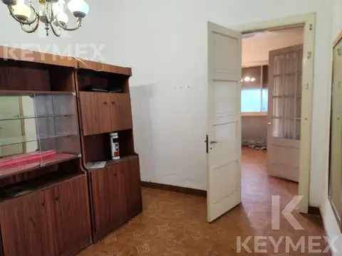 Casa 5 ambientes con 1 baño