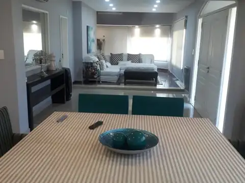 Casa - Venta - Argentina, Bella Vista - Av. Santa Fe 2888