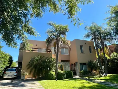 Casa en Venta en San Isidro Labrador, USD 560.000