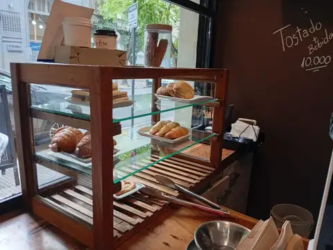 Excelente Cafeteria en la zona de Recoleta