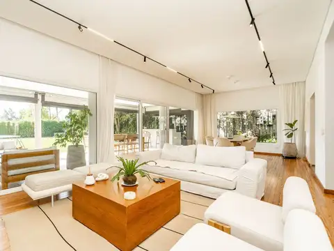 VENTA CASA 7 AMBIENTES SANTA MARIA DE TIGRE