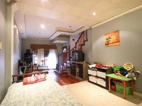 Depto Tipo Casa en Venta de 3 dormitorios