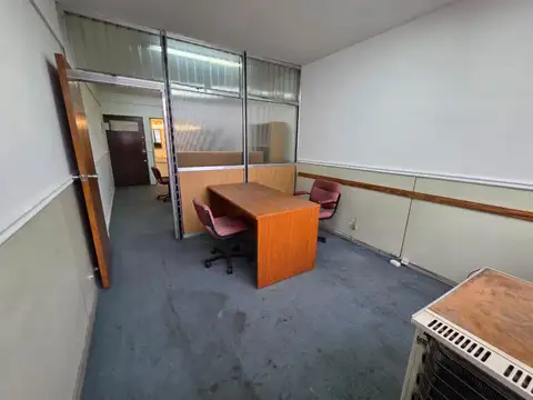 Oficina en Alquiler 40 años