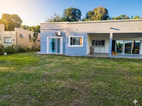 Casa en Venta en Los Olmos, USD 155.000