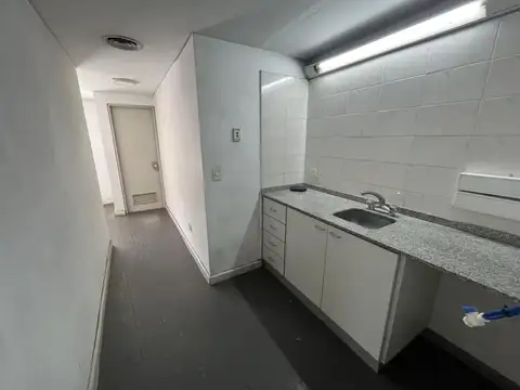 Local - Alquiler - Argentina, Capital Federal - AV.DEL LIBERTADOR 900