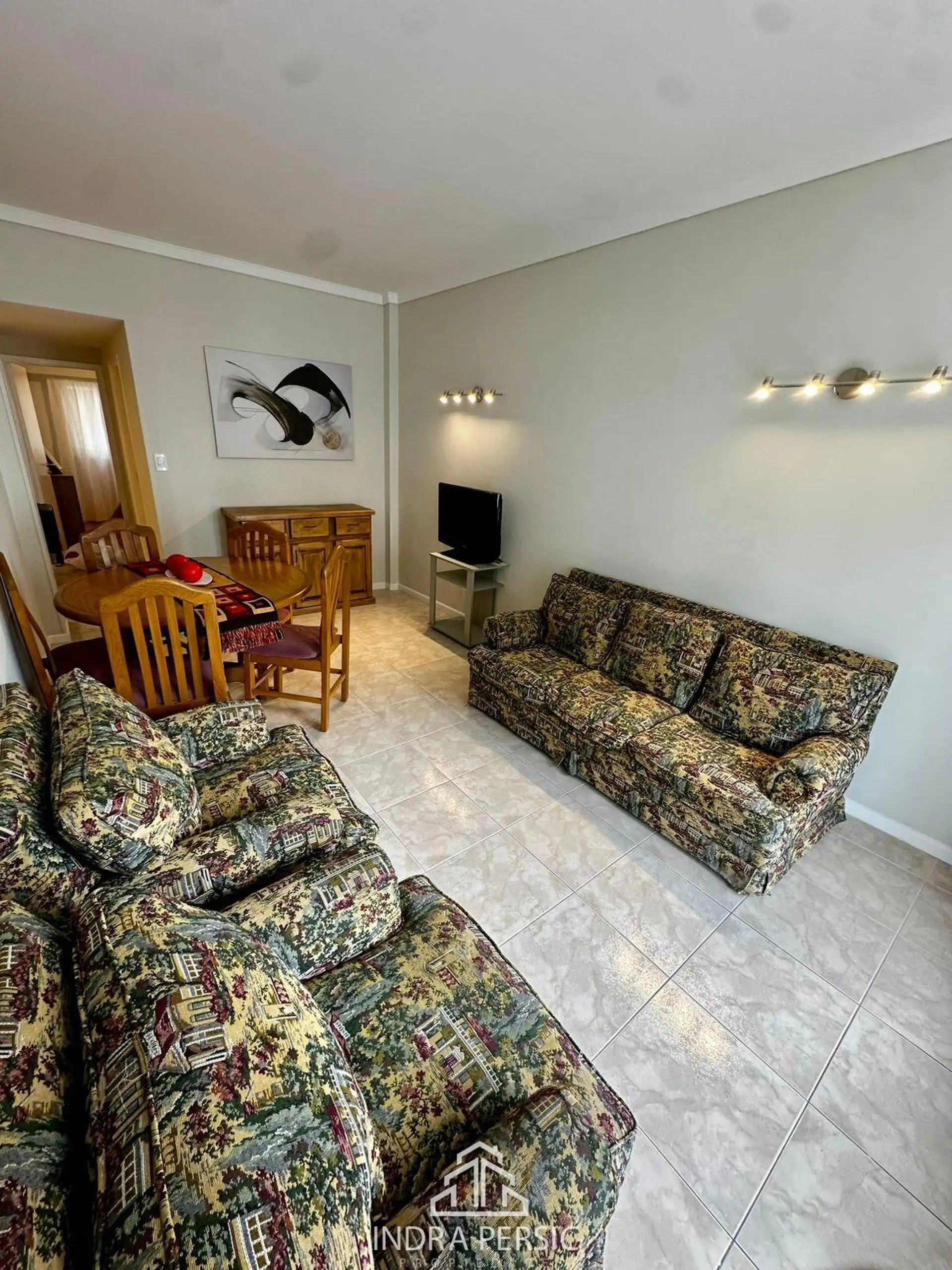 Venta departamento 2 ambientes 45m² con balcón — Centro