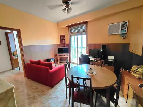 VENTA DEPARTAMENTO 3 AMBIENTES FLORESTA BALCON