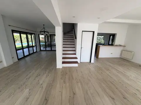 Casa en Venta en Funes Hills Cadaques, USD 350.000