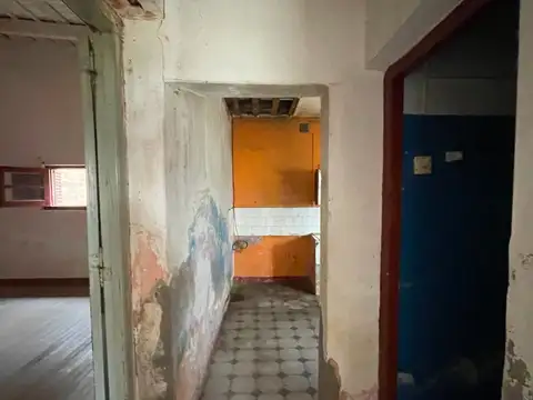 VENTA TERRENO CON PROPIEDAD A REFACCIONAR