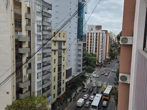 Departamento 7 ambientes con 3 baños
