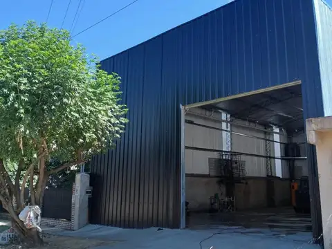 Depósito en Area de Promoción El Triángulo