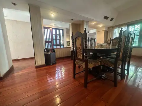Casa en Venta de 5 dormitorios