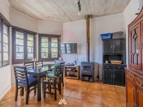 Casa 4 ambientes con 1 baño