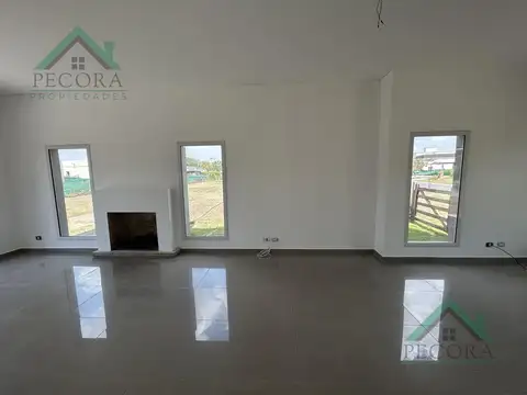 Casa en Venta en Pilar Del Este, USD 155.000