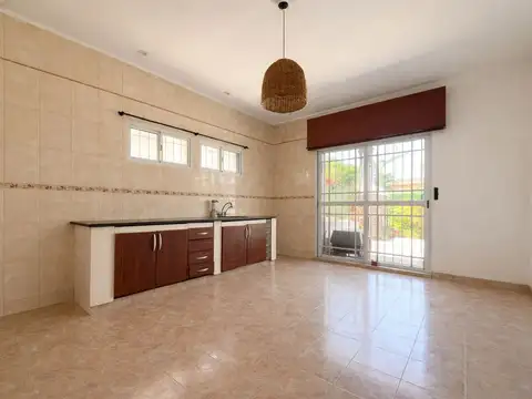 Depto Tipo Casa en Venta con 1 cocheras