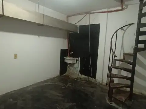 Local en Venta 42 años
