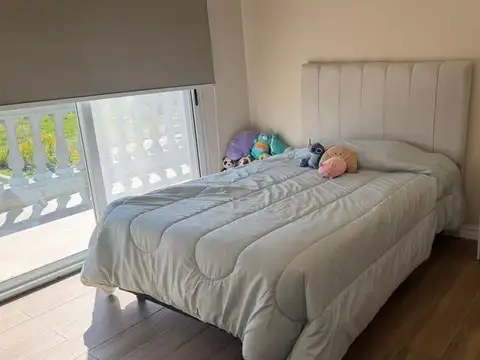 Casa en Alquiler de 4 dormitorios
