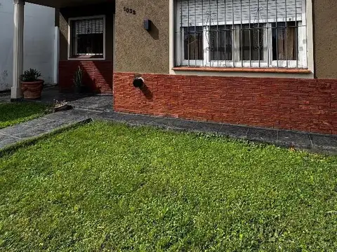 CASA EN VENTA - PARQUE SAN MARTIN