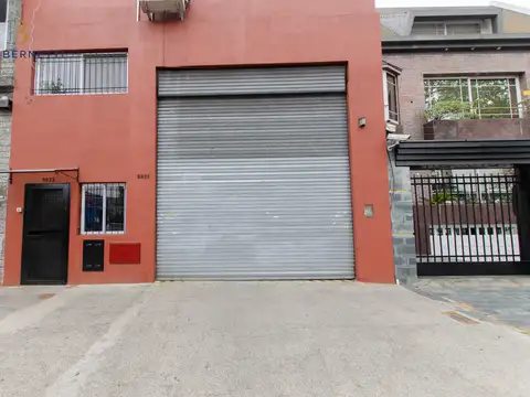 Excelente galpón sobre av. congreso - entrada camión , inmejorable ubicación -