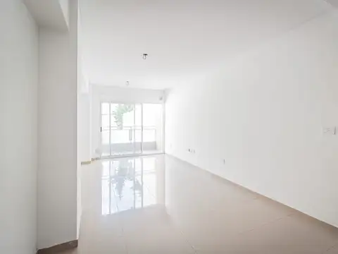 MONOAMBIENTE CON ESCRITORIO O LAVADERO