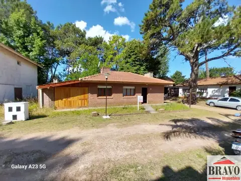 Chalet / Casa en venta de 3 dormitorios c/ cochera en Zona Norte