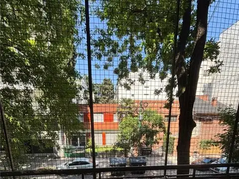 ZAPIOLA 2200, Piso 1