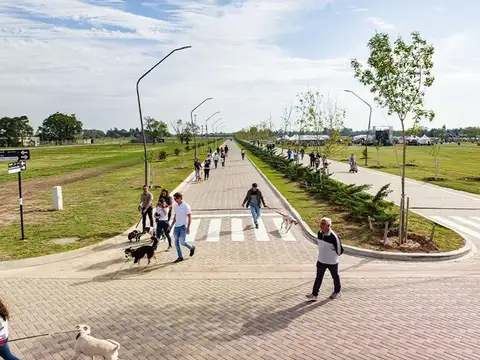Terreno en Venta en Pueblo Esther, Rosario