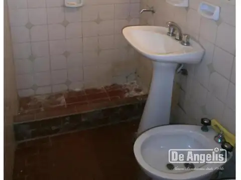Depto Tipo Casa 2 ambientes con 1 baño