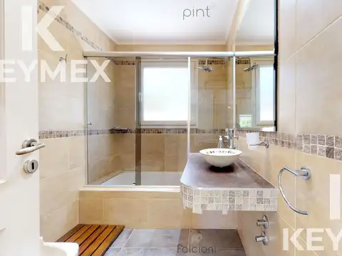 VENTA CASA DE 3 DORMITORIOS EN MIRALAGOS