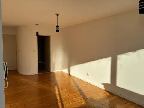 Departamento en Alquiler en Abasto, $ 370.000