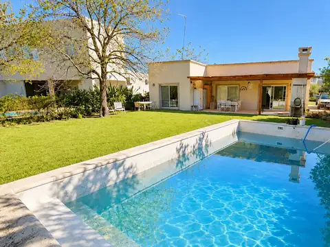 Casa  en Alquiler en San Alfonso, Pilar del Este, Pilar