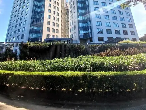 Piso Muy Alto, Torre El Faro, Vista Al Rio y Ciudad, J. Lanteri 1200