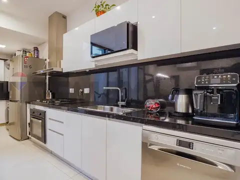 Depto Tipo Casa 3 ambientes con 2 baños