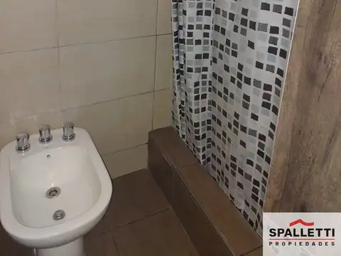 Depto Tipo Casa 4 ambientes con 2 baños