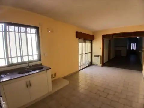 Casa de 3 Dormitorios con Garage