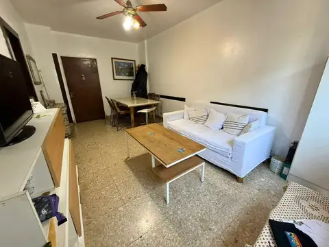 Avenida Juan de Garay 700