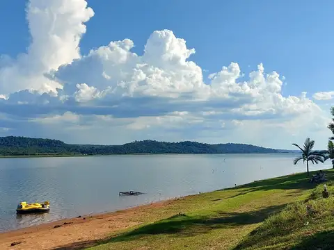 Terreno en Venta 18  mts Fondo