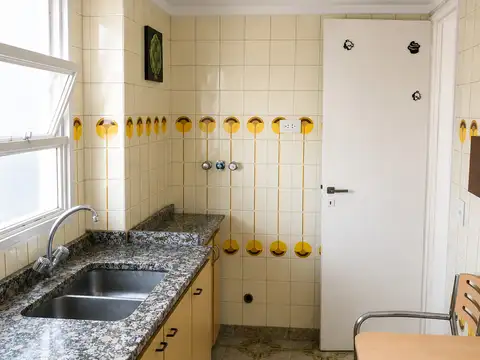 Departamento en Alquiler en Belgrano R, $ 1.100.000
