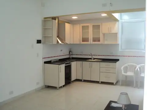 Depto Tipo Casa en Alquiler de 2 dormitorios