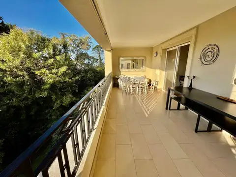 Departamento en Alquiler de 5 ambientes