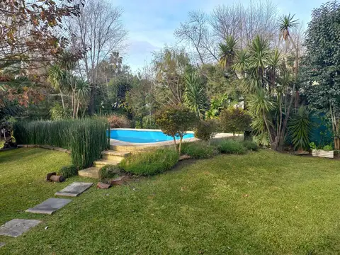 Casa en Venta con excelente acceso!