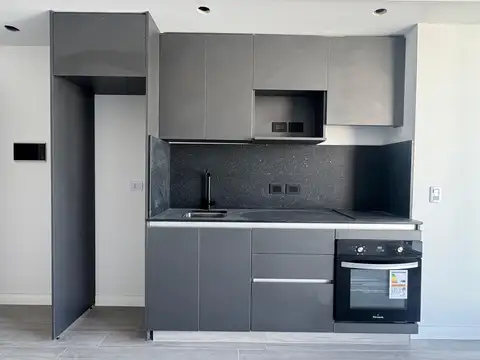 SEMIPISO a estrenar de dos ambientes en piso alto